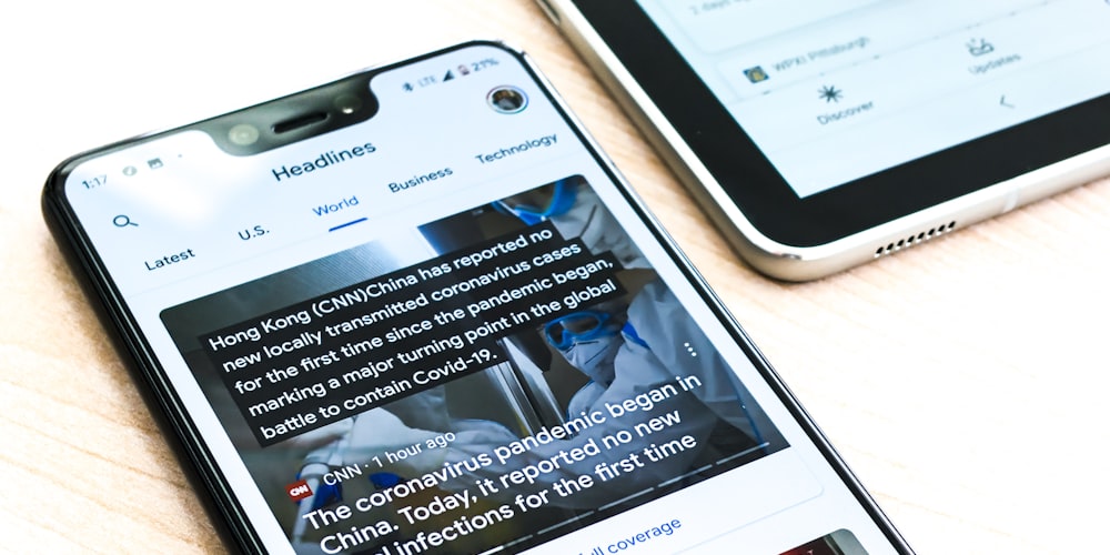 乐盈VI官网前线速递资讯页面，显示多条体育新闻标题与摘要
